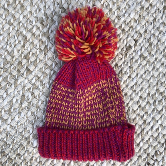 Source Unknown Accessories - Beanie with Oversized Pom Pom